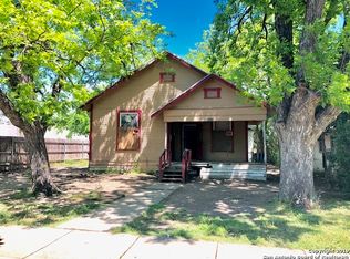 1617 E Crockett St, San Antonio, TX 78202