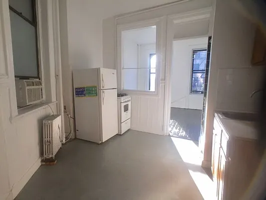 Rented by City Heights Realty | media 22