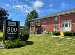 300 Park St, Chatham Kent, ON N0P 1M0