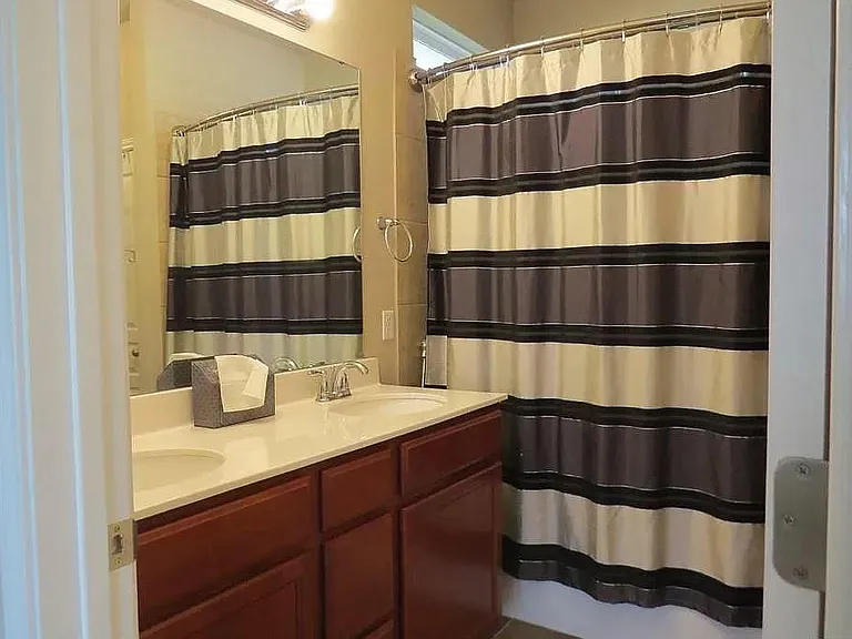517 Wedgwood Dr — Photo 12