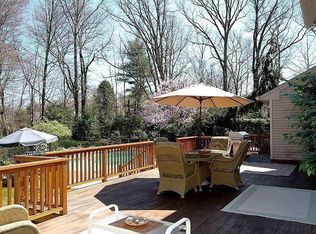 24 Carriage Ln, Ramsey, NJ 07446