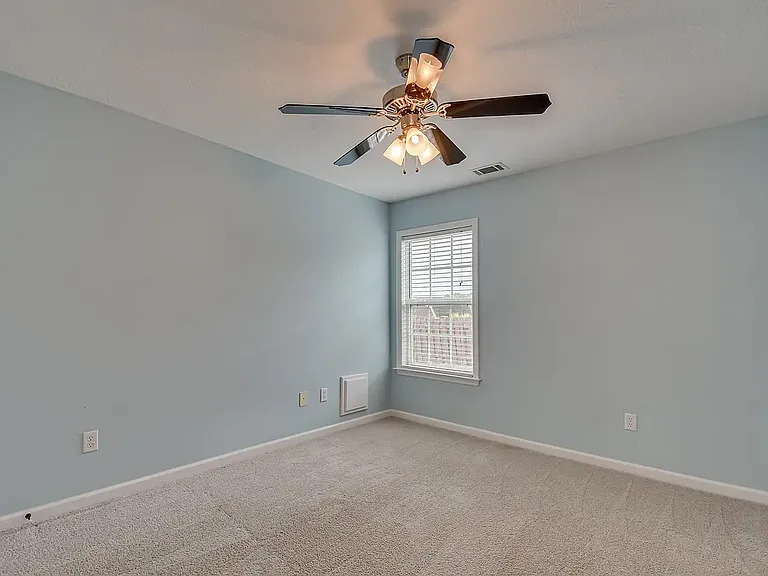 223 Old Berzelia Rd — Photo 15