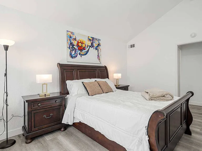 14833 Maywood Dr — Photo 5