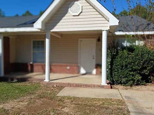 501 E Spring St APT 2, Dothan, AL 36303