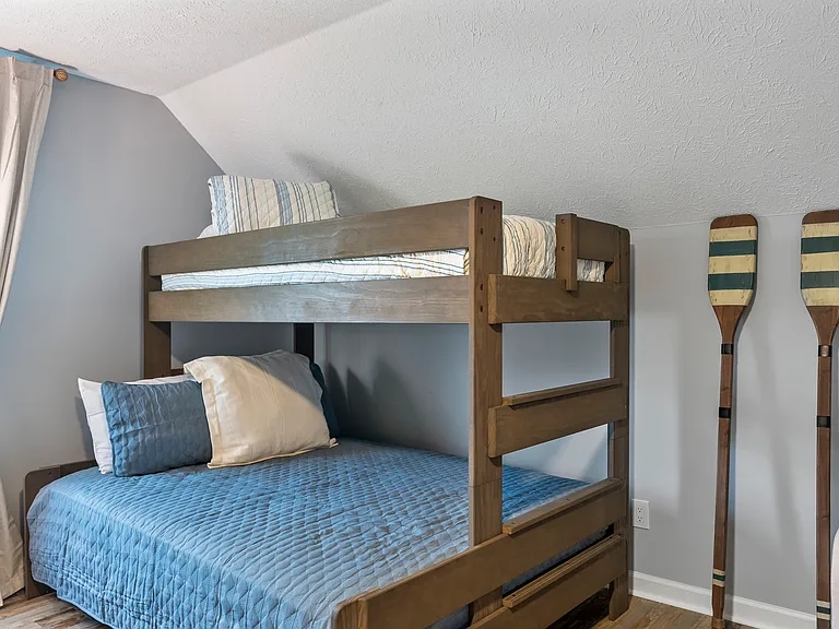 321 Jase Ct — Photo 34