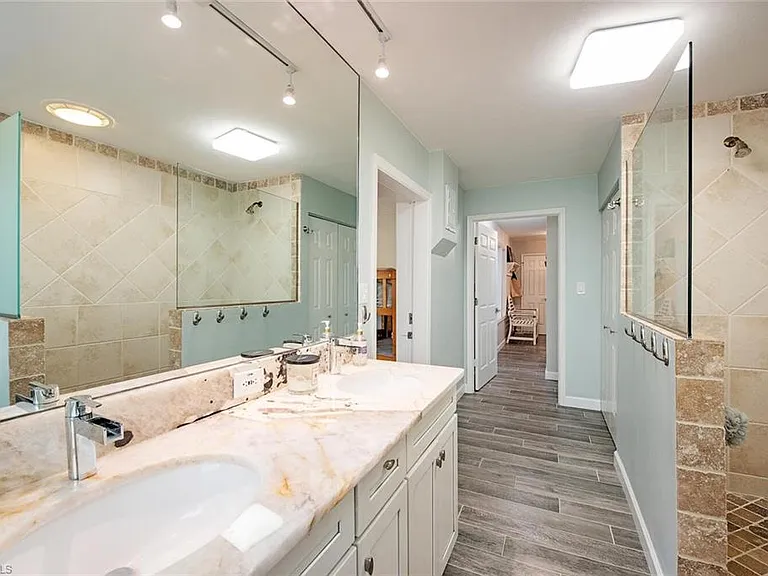 437 Trade Winds Ave — Photo 22