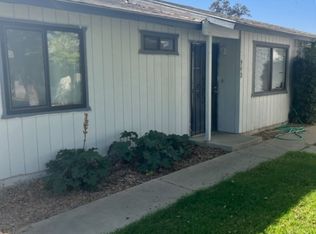 942 W 7th St, Hanford, CA 93230