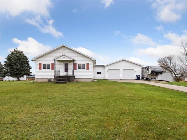2638 Lyons Rd, Owosso, MI 48867