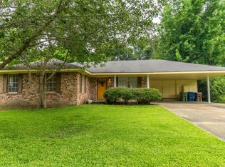 2013 Mamie St, Hattiesburg, MS 39401