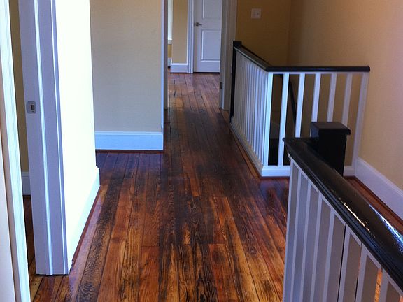 4th image of 1507 Perry St