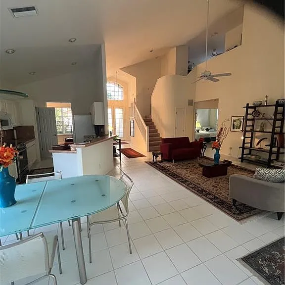 8824 Ventura Way — Photo 5