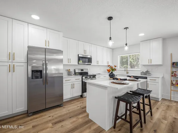 9749 HAZEL LAKE Drive, Jacksonville, FL 32222