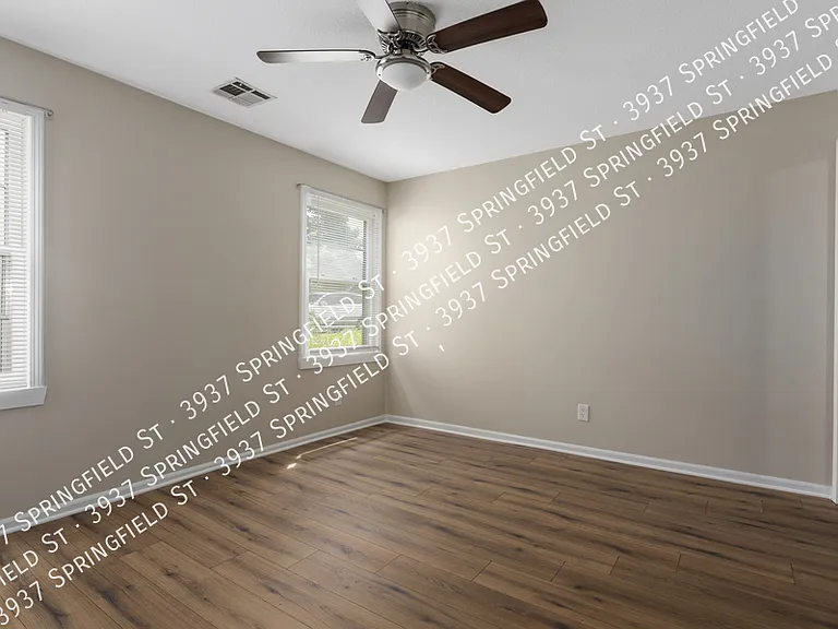 3937 Springfield St — Photo 12