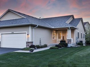 1706 Alphon Dr, Victoria, MN 55386