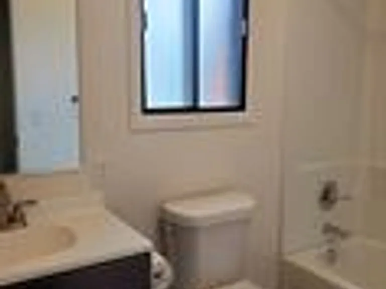 DLR2-2141 — Photo 5