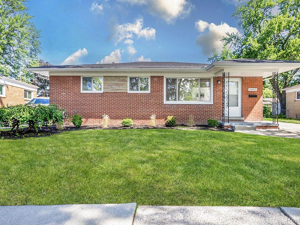 1st image of 24865 Ridgecroft Ave