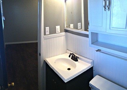 3rd image of 4926 7th St