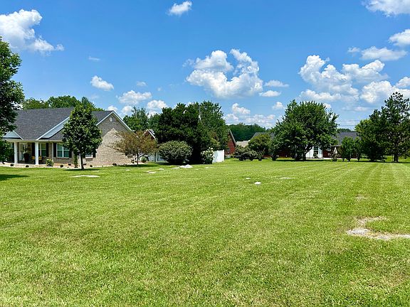 2nd image of 30 Palm Lot Cir