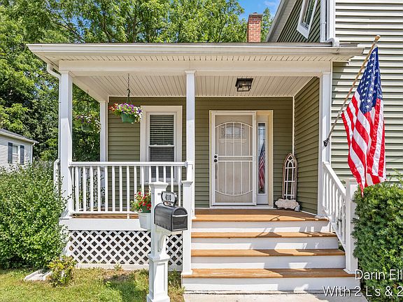 4th image of 410 Johnson St