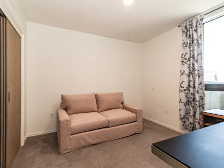 230 7th St #403 — Photo 8