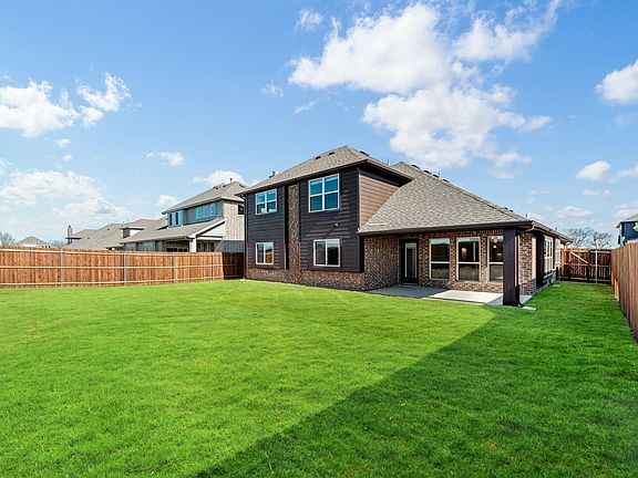 3rd image of 3117 Golden Sunset Ct