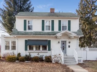 6 California Ave, Springfield, MA 01118