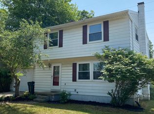 3211 Nonette Dr, Lansing, MI 48911