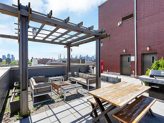 4th image of 30-50 21st St #2-J
