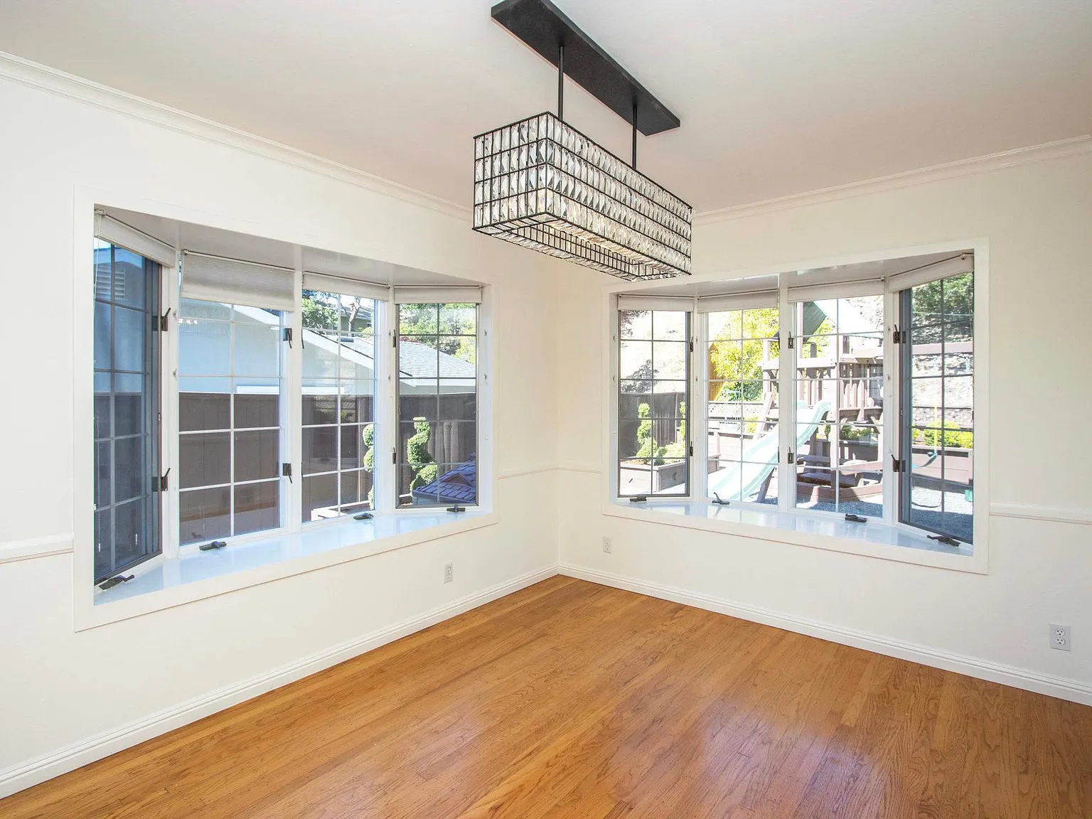 4 bed, 1850 sqft, $6,200 — Photo 4
