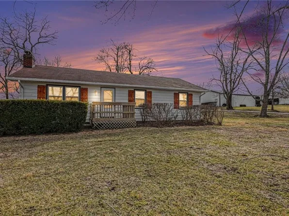 12120 SE West Rd, Edgerton, MO 64444