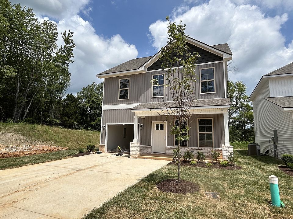 1st image of 120 Florence Cv #7