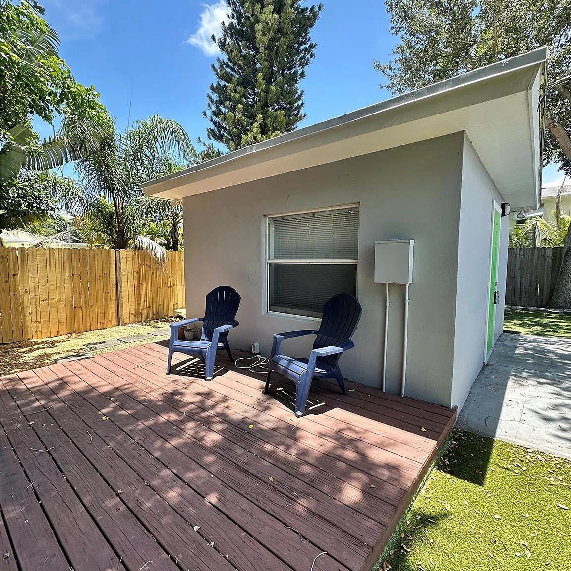Studio, 1.0 bath, 1732 sqft, $1,200 — Photo 1