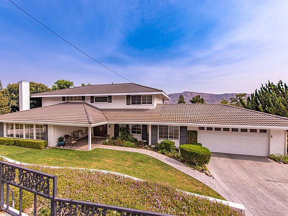 4th image of 713 Loma Vista Pl