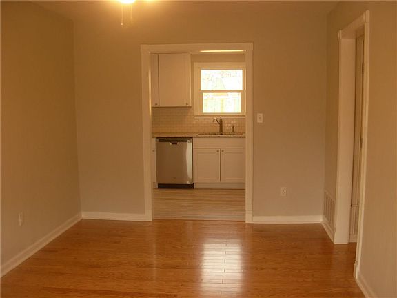 4th image of 6046 Douglas St