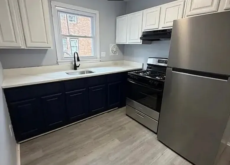 1617 Oliver St #1R
