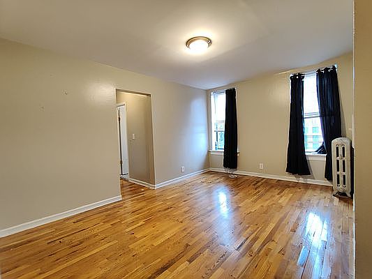 3rd image of 2027 Pacific St #6H
