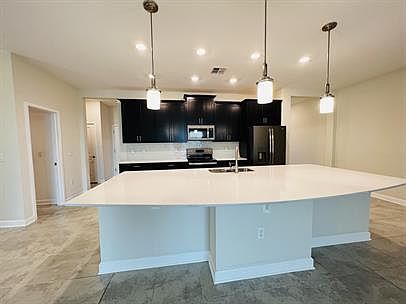 5th image of 2118 American Beech Pkwy