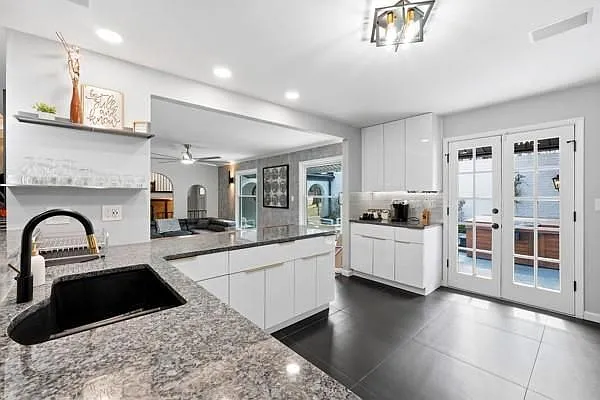 4595 Orkney Ln S — Photo 17