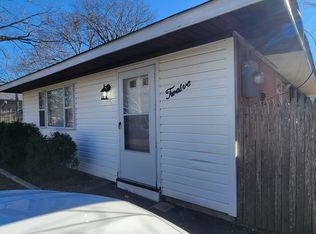 12 Hart Pl, Mastic, NY 11950