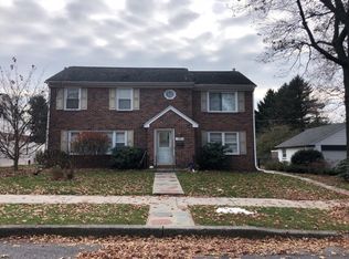 1620 Robin Rd, Lebanon, PA 17042