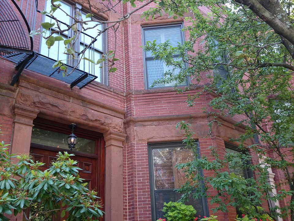 2nd image of 138 Saint Botolph St