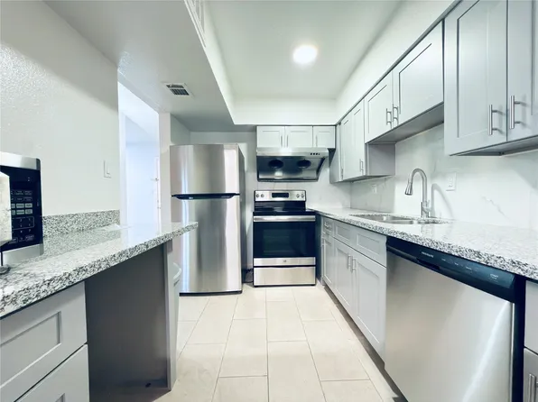 6201 Ranchester Dr APT 29, Houston, TX 77036