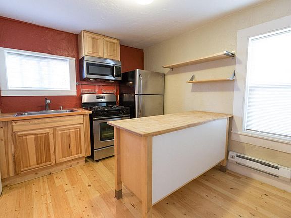 3rd image of 310 Lupfer Ave