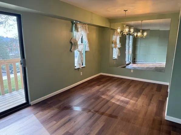 32005 W Twelve Mile Rd, Farmington, MI