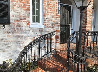 3335 Dent Pl NW, Washington, DC 20007