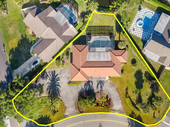 42 Golfview Drive, Tequesta, FL 33469