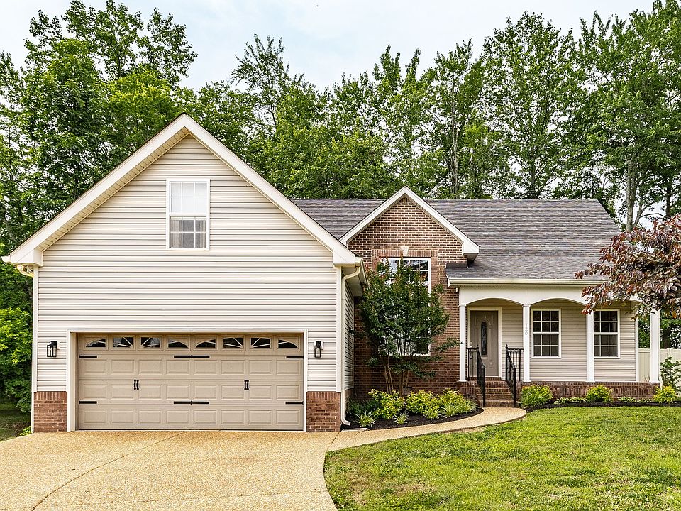 1st image of 120 Carrie Mae Cir