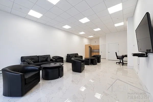 Rented by Ideal Properties Group | media 7