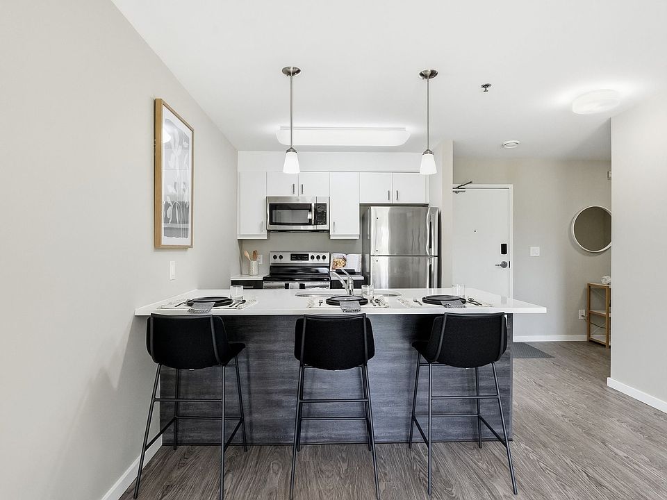 1st image of 703 Sterling Lyon Pkwy #1344733