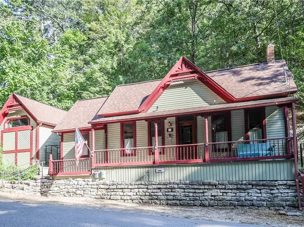 45 Benton St, Eureka Springs, AR 72632
